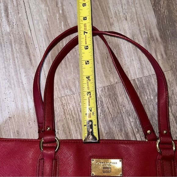 🎒TOMMY HILFIGER RED Tote bag EUC - Picture 3 of 13